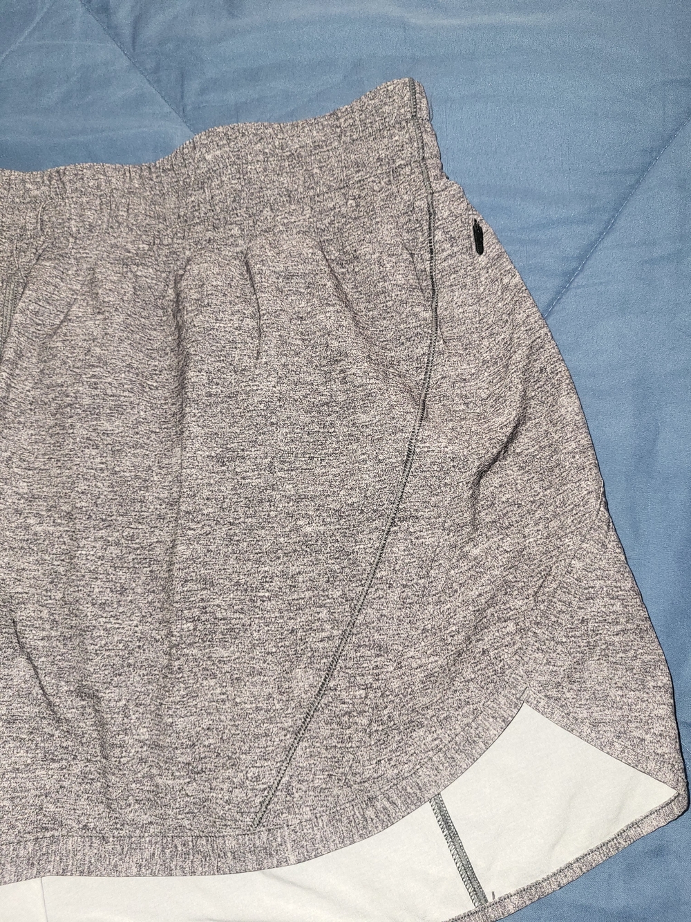 lululemon athletica Gray Track That MR Shorts~5' Inseam~Size 18. - Picture 6 of 15